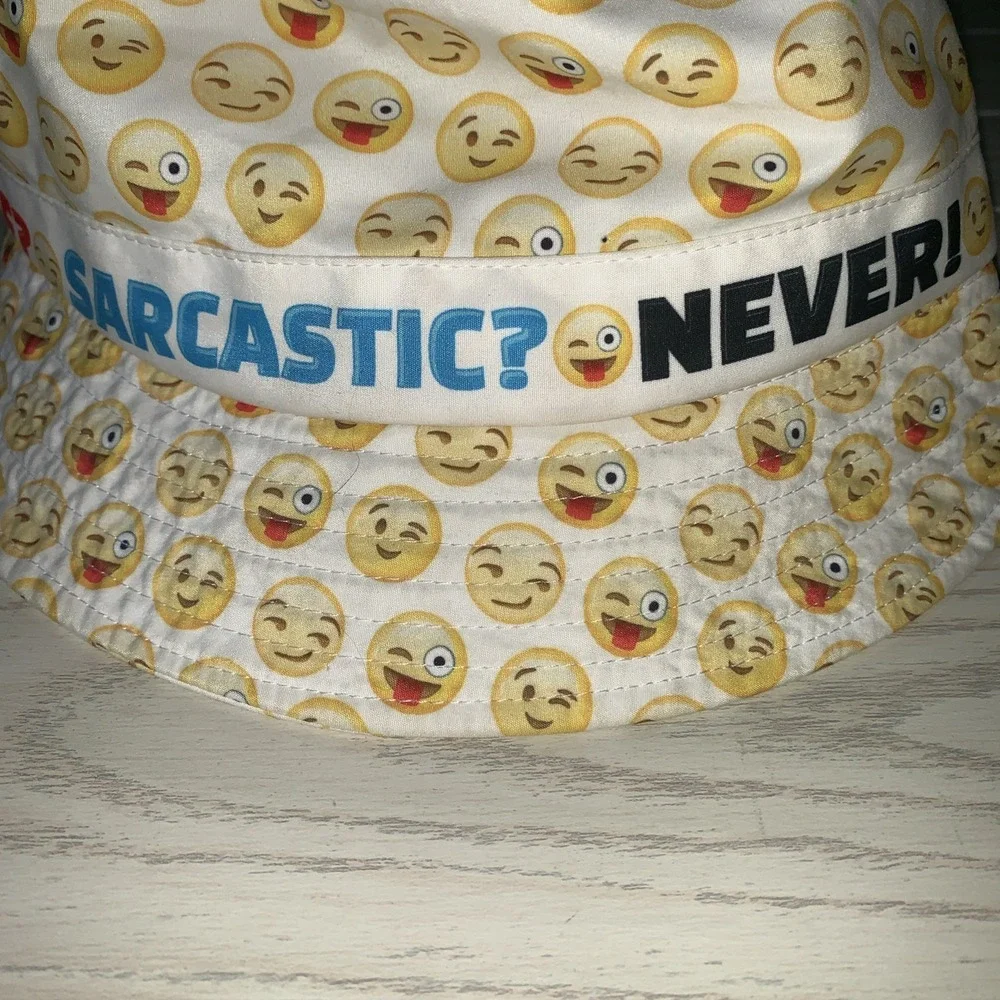 Emoji life Bucket Hat‎ Yellow White One Size